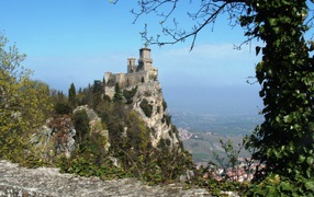 Вид с террасы в Сан Марино, Италия