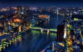 Река в Токио