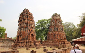 Древний храм на курорте Аютайя, Таиланд