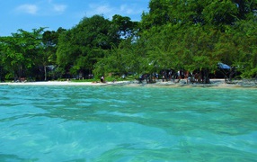 Blue Lagoon on the island of Koh Samet, Thailand