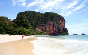 Золотой пляж на курорте Краби, Таиланд