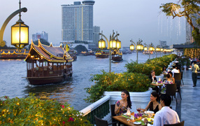 Relax on the waterfront in Bangkok, Thailand