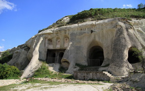 Постройки в скале в Эфесе, Турция