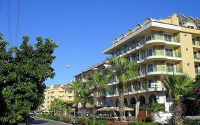 Улица в Мармарис, Турция