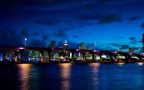 Lights of the bridge in Miami