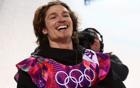 Обладатель золотой медали в дисциплине сноуборд Юрий Подладчиков из Швейцарии