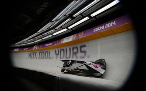 Американский бобслеист Крис Фогт на олимпиаде в Сочи