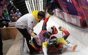 Андреас Лингер и Вольфганг Лингер австрийские саночники серебряные медали в Сочи 2014 год