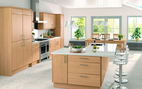 Барные стулья на кухне