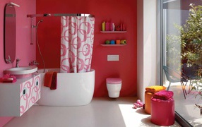 Bathroom in red tones