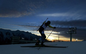 Биатлон на фоне заката на Олимпиаде в Сочи