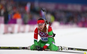 Обладательница бронзовой медали белорусская биатлонистка  Надежда Скардино на олимпиаде в Сочи