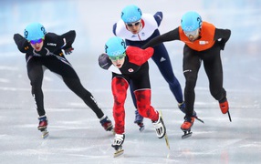 Канадский шорт-трекист Чарли Корнайер обладатель бронзовой медали