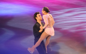 Канадские фигуристы Мэган Дюамель и Эрик Редфорд на олимпиаде в Сочи