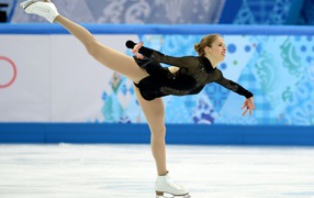 Каролина Костнер из Италии бронзовая медаль на олимпиаде в Сочи 2014 год