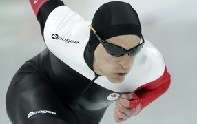 Денни Моррисон канадский конькобежец обладатель серебряной и бронзовой медали в Сочи