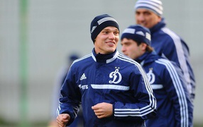 Dynamo striker Alexander Kokorin with colleagues