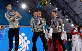 Эдуардо Алварез американский шорт-трекист