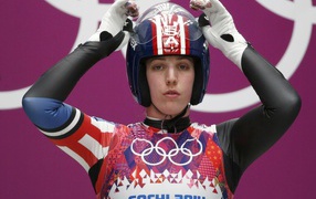 Эрин Хэмлин американская саночница обладательница бронзовой медали в Сочи