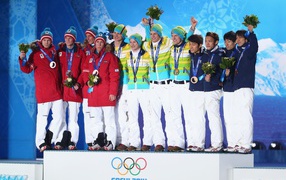 Обладатель золотой медали немецкий прыгун на лыжах с трамплина Маринус Краус на олимпиаде в Сочи