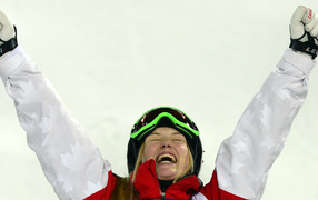 Обладательница золотой медали в дисциплине фристайл  Жюстин Дюфур Лапуант