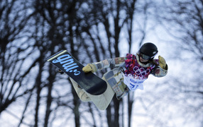 Обладательница золотой медали в дисциплине сноуборд Кэйтлин Фаррингтон из США