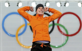 Ирен Вюст голландская конькобежка обладательница золотой и двух серебрянных медалей  