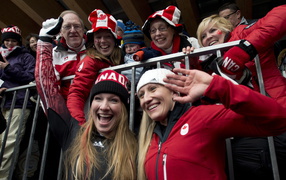 Кейли Хамфрис канадская бобслеистка обладательница золотой медали