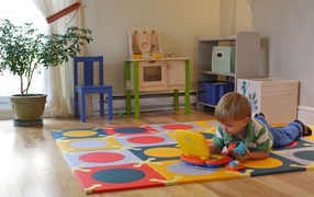 Kid playing in the children's room