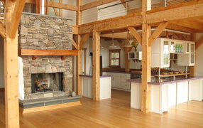 Кухня под балконом