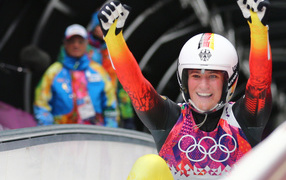 Натали Гейзенбергер немецкая саночница обладательница золотых медалей в Сочи
