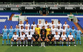 Популярный Футбольный клуб Англии Тоттенхэм