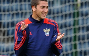 Russian midfielder Alexei Ionov
