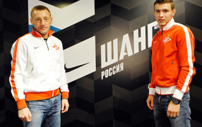 Капитан Спартака Сергей Паршивлюк с тренером