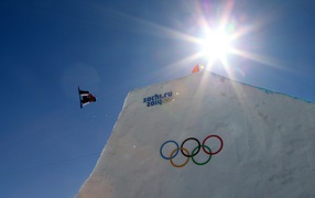 Трамплин на трассе для сноуборда на Олимпиаде в Сочи