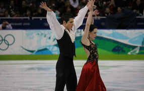 Тесса Вирчу и Скотт Мойр канадские фигуристы