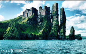 The castle on the rocks in the series Game of Thrones