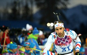 Обладатель золотых медалей французский биатлонист Мартен Фуркад 