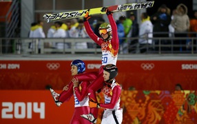 Обладатель золотых медалей  Камил Стох  из Польши