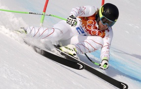 Обладатель серебряной медали в дисциплине горные лыжи Эндрю Вайбрехт на олимпиаде в Сочи