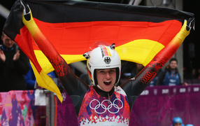 Обладательница двух золотых медалей в санном спорте Натали Гейзенбергер  из Германии