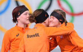 Обладательница золотой и двух серебряных медалей в дисциплине скоростной бег на коньках Ирен Вюст