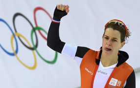 Обладательница золотой и двух серебряных медалей в дисциплине скоростной бег на коньках Ирен Вюст из Нидерландов