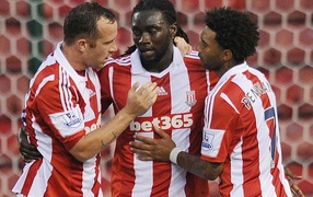 Популярный Футбольный клуб Англии Сток Сити