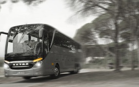 Большой автобус Сетра