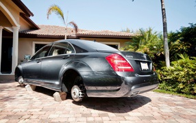 Автомобиль без колес