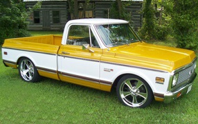 Классический американский пикап