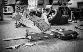 В автомастерской закончились запчасти