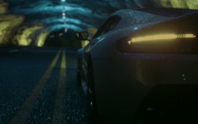 Quick Aston Martin inside the tunnel