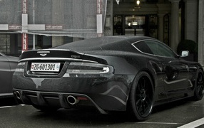 Фантастический Aston Martin DBS Mansory